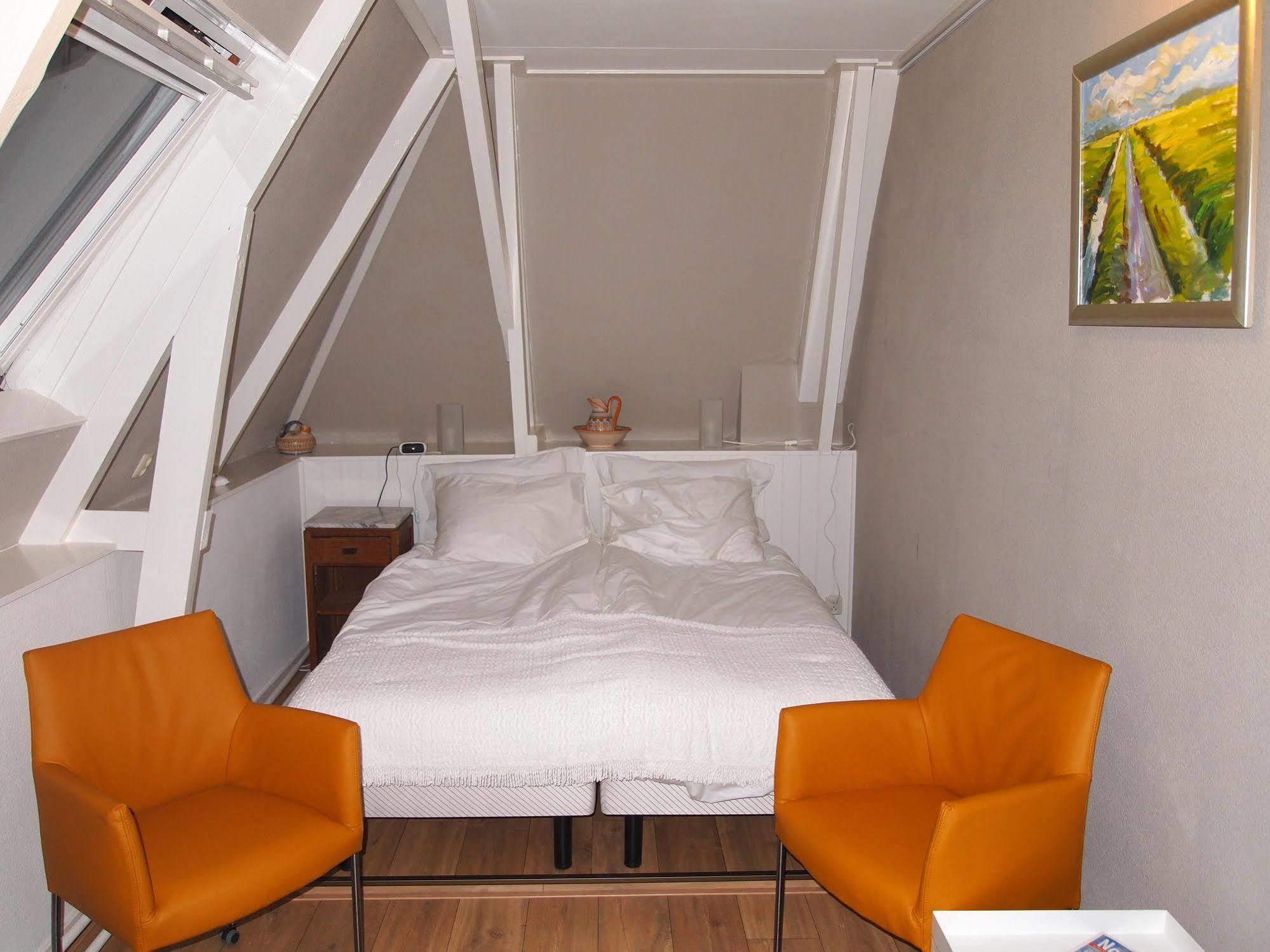 De Energiek Bed & Breakfast Wehe-den Hoorn Екстериор снимка